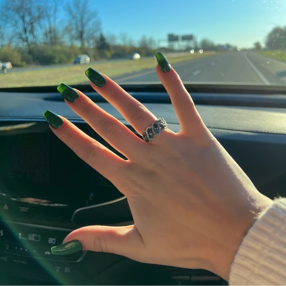 Stunning 3.77 Carat London Blue Topaz Ring with White Topaz Accents - Picture 12 of 17